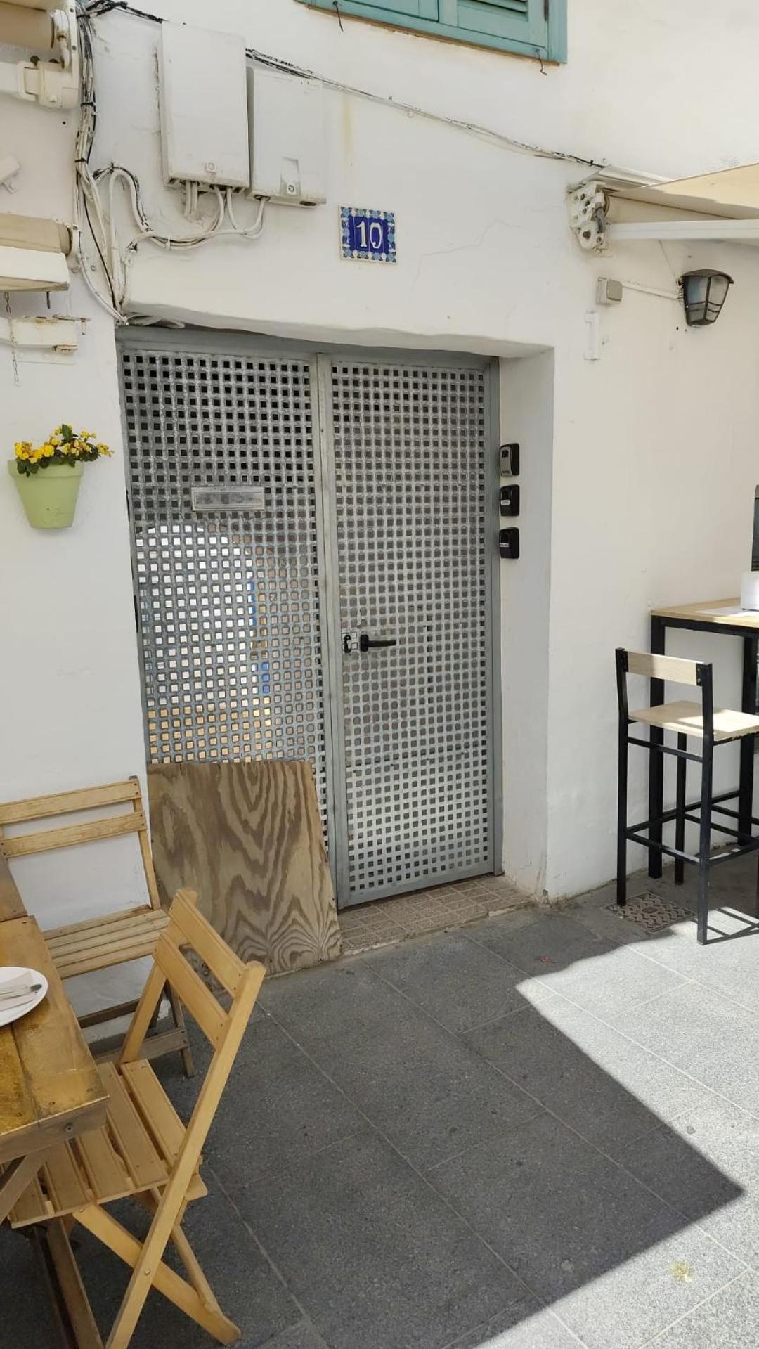 Maluan Apartment โกนิล เด ลาฟรอนเตรา ภายนอก รูปภาพ